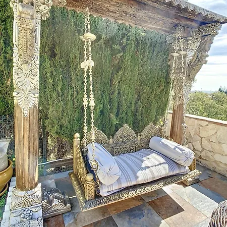 Dom wakacyjny La Hidalga By Beehive Vacances